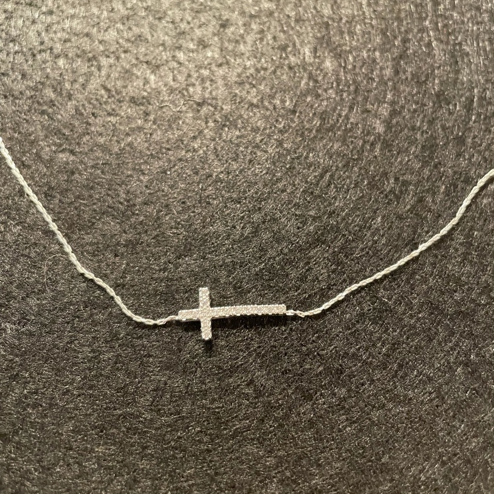 16”- 18” sterling silver floating cross necklace